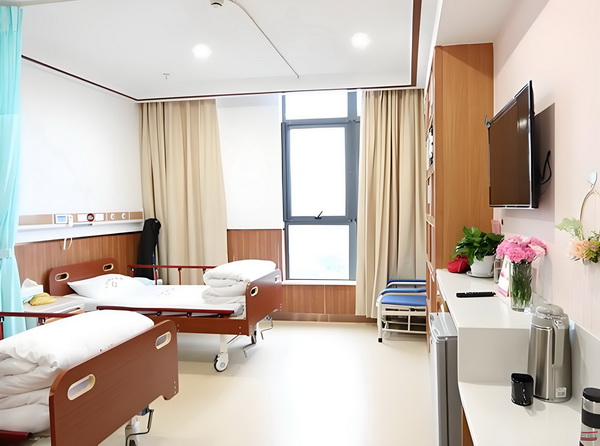 大学生户口迁入深圳怎么办_女人老了，走不动了，这2件事最好守口如瓶，这才是真聪明 证书房产抵押绝不绝不署全